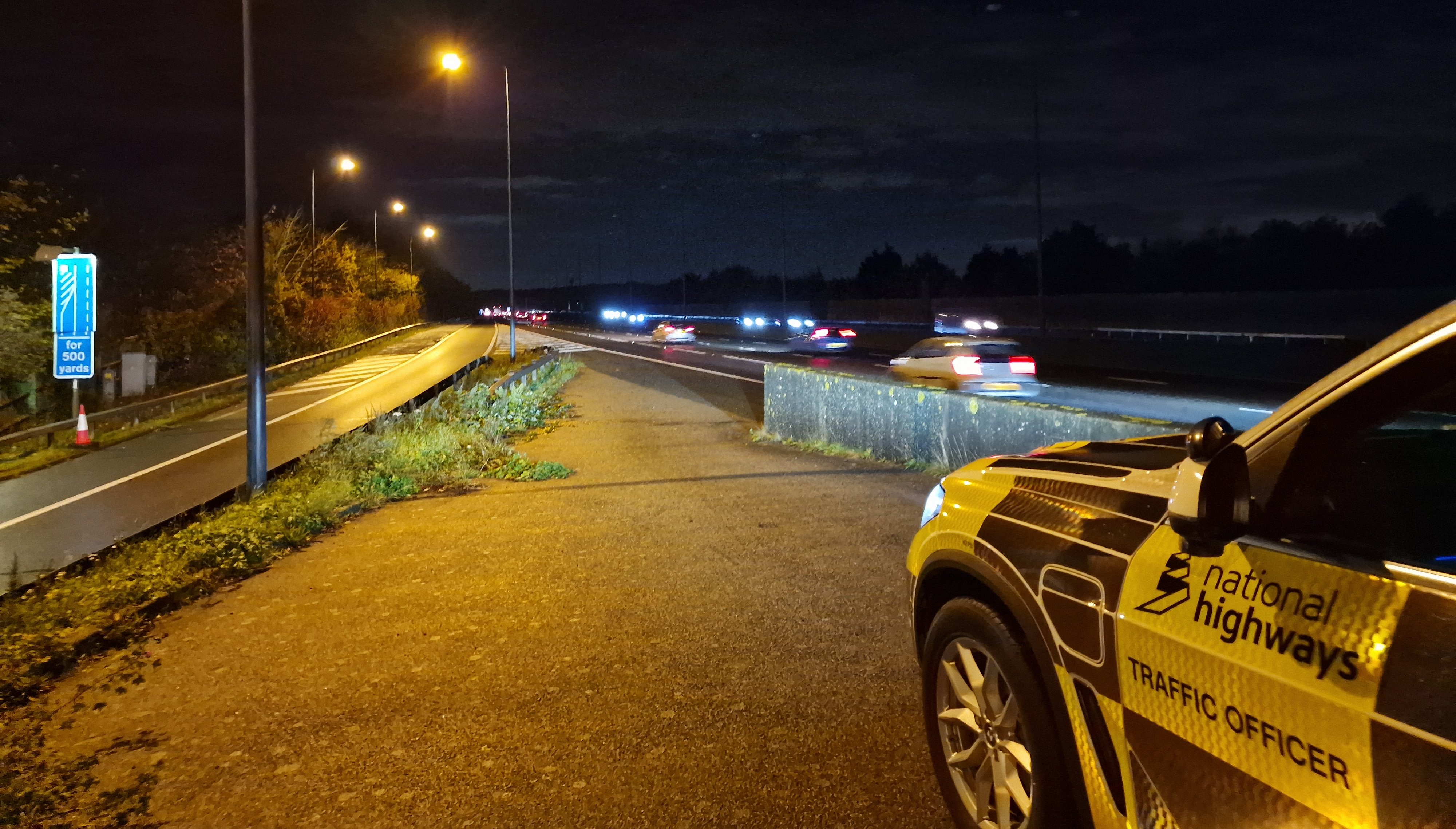 Police park-up point on the M25 by Junction 9